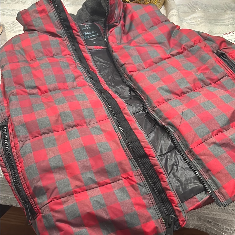 GAP Outdoor Edition Red and Black Plaid Vest